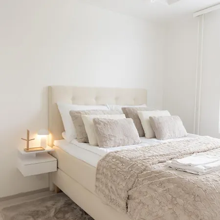 Aurora By Booklapland Rovaniemi